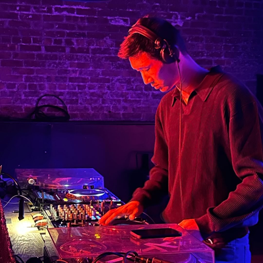 Raykeem DJing